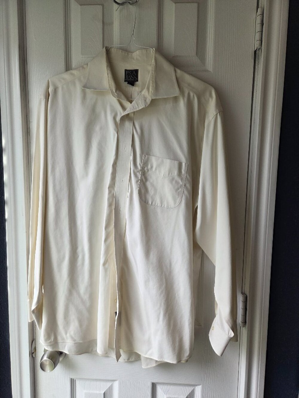 Joseph A Banks Ivory Button-Down Dress Shirt 16/34